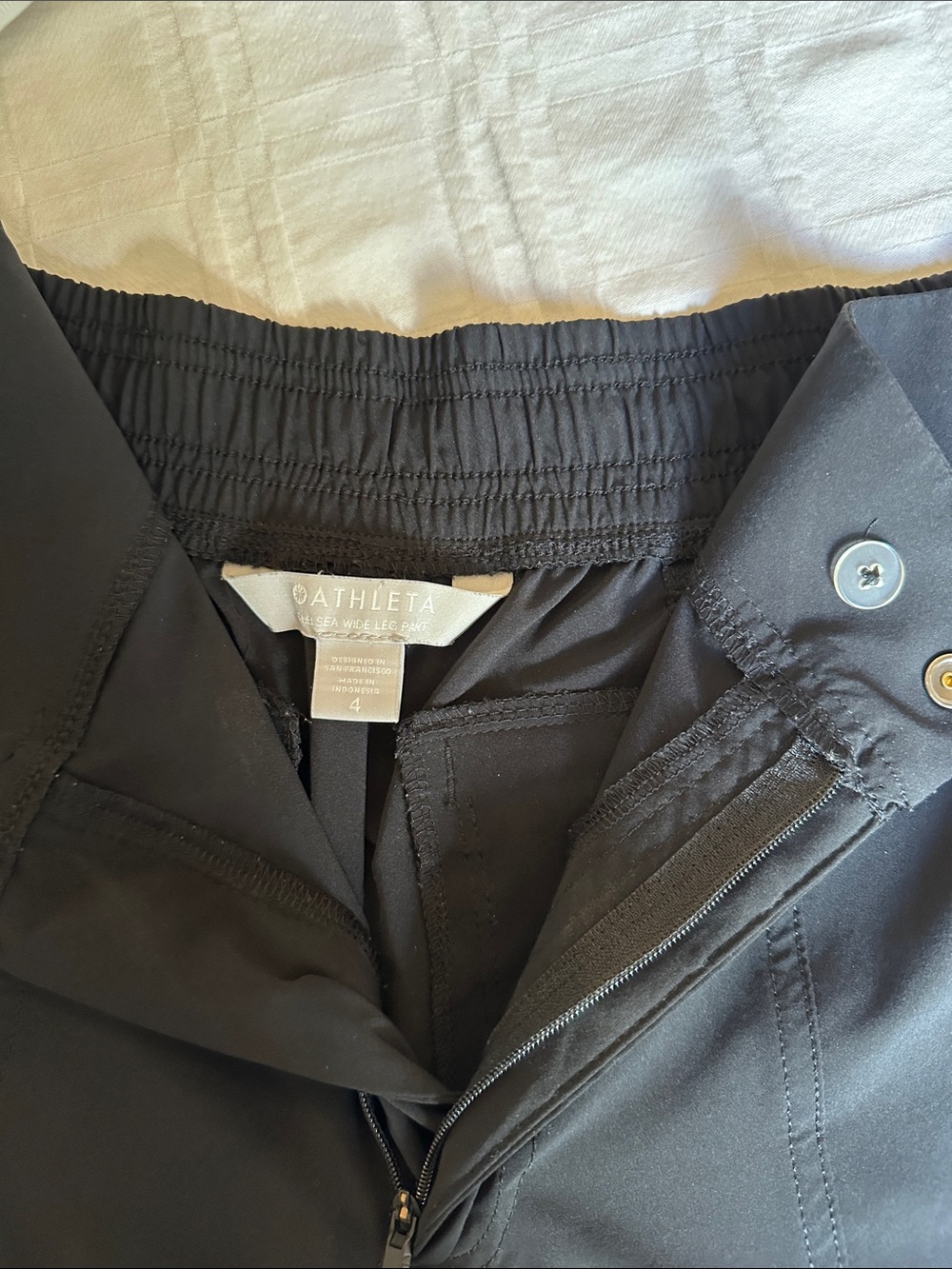 Athleta Black Women’s Cargo Pants with Utility Pockets - Picture 2 of 6
